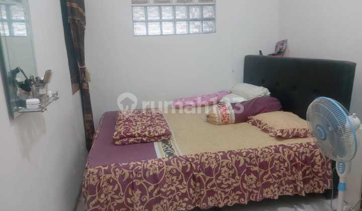 Rumah Lokasi Strategis dan Bebas Banjir di Nata Endah 2