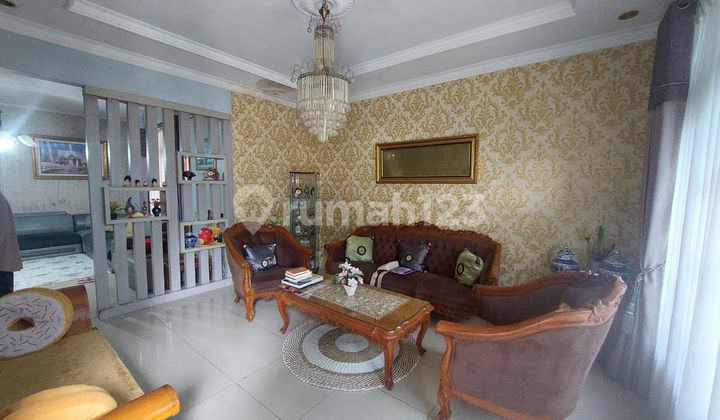 Rumah Bagus Lokasi Strategis Kawasan Kota Bandung di Sauyunan