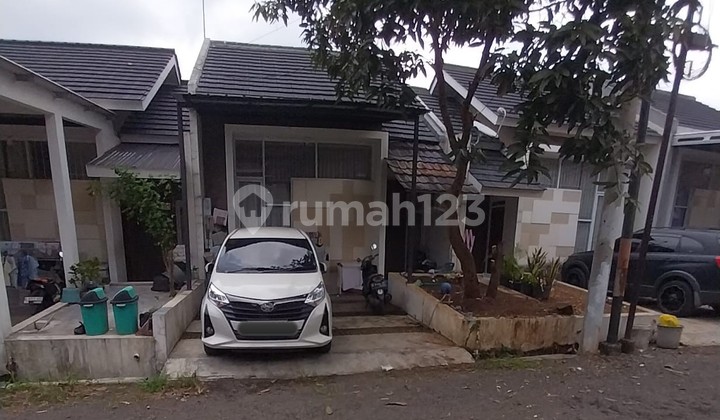 Rumah 2 Lantai Minimalis Cocok Untuk Pasutri Baru di Jatihandap 1