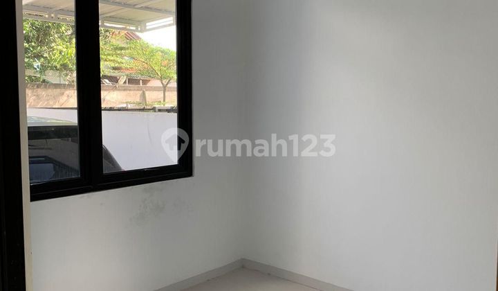 Rumah Minimalis Siap Huni, Pencahayaan Rumah Baik di Margahayu Kencana 2