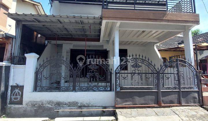 Rumah Terawat Dekat Ke Jalan Utama di Taman Cibaduyut Indah 1