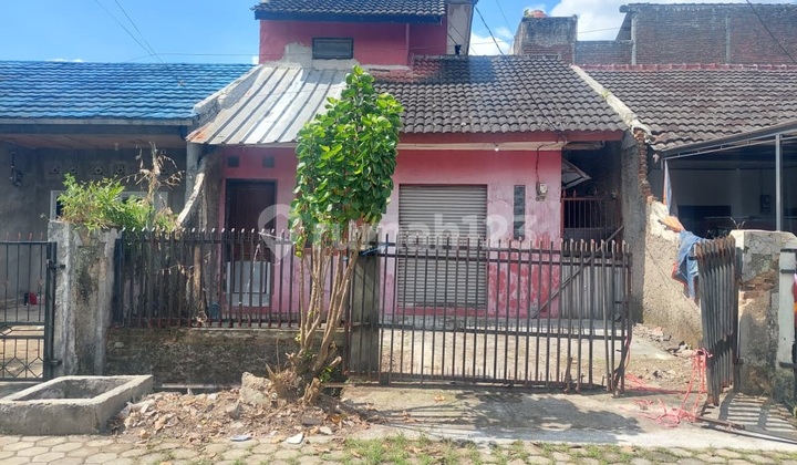 Comfortable House in Graha Rancamanyar