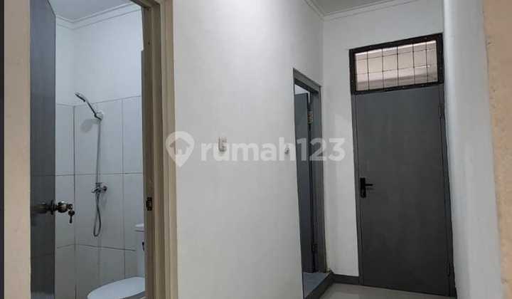 Disewakan Rumah Murah Siap Pakai Kebayoran Baru  2