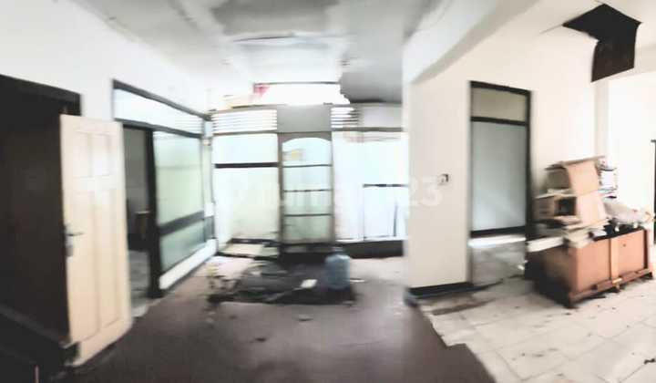 Sudah Turun Harga Rumah Tua Hitung Tanah Menteng Jakarta Pusat 