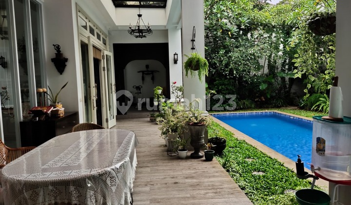 Dijual Rumah Menteng Siap Huni  2
