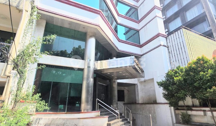 Dijual Gedung Menteng Butuh Renovasi Jakarta Pusat 