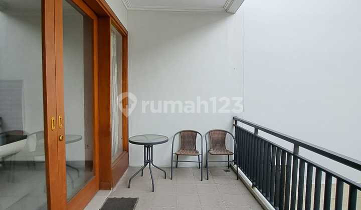 Disewakan Rumah Pondok Indah Semi Furnished Murah Siap Huni 