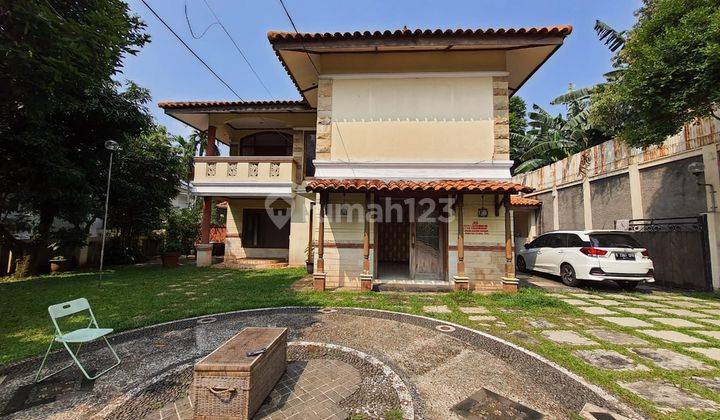 Dijual Rumah di Lebak Bulus - Cilandak, Jakarta Selatan 2