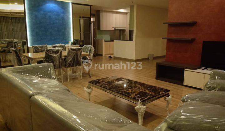 Disewakan Apartemen St Moritz 3br, Full Furnished Jakarta Barat 1