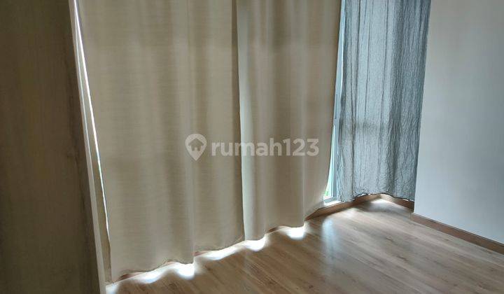 Disewakan Apartemen St Moritz 2br, Semi Furnished Puri Indah 2