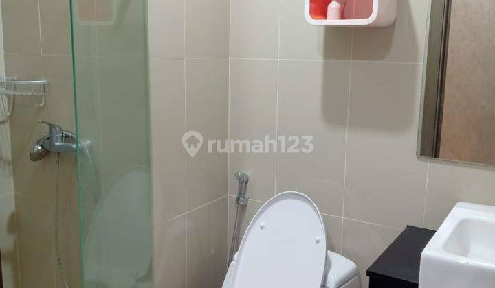 Disewakan Apartemen St Moritz 3br, Full Furnished Puri Indah 2