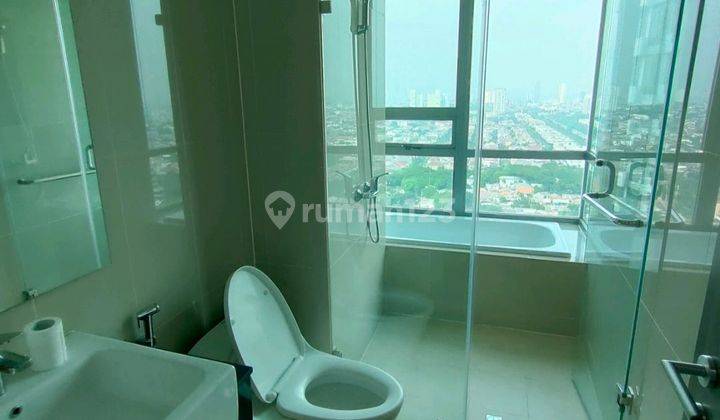 Disewakan Apartemen St Moritz 4br, Full Furnished Puri Indah 11