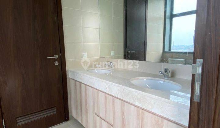 Disewakan Apartemen St Moritz 5br, Full Furnished Puri Indah 2