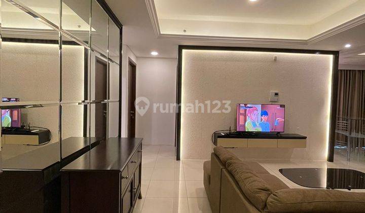 Disewakan Apartemen St Moritz 5br, Full Furnished Puri Indah 21