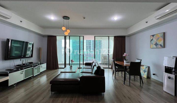 kan Apartemen St Moritz 3br, Full Furnished Puri Indah 1