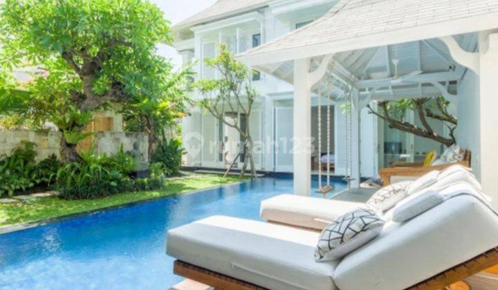 Modern Tropical Style Villa for sale, Furnished Canggu, Berawa 1