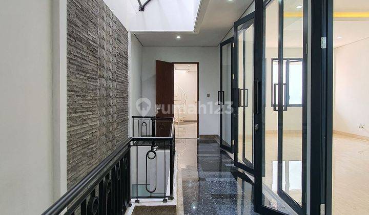 For Sale Dijual Super Murah Rumah Mewah Design Minimalis Modern Klasik Strategis Selangkah Ke Belleza Permata Hijau 2