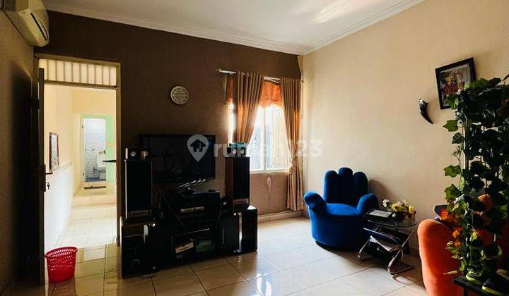 Dijual Rumah 2 Lantai di Yasmin 2