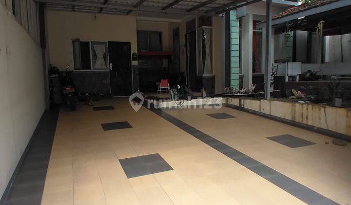 Dijual Rumah 2 Lantai di Yasmin 10