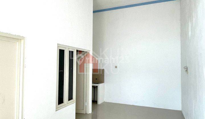  Rumah Baru SHM - Sertifikat Hak Milik di Mojokerto kota, 1 Menit Dari Raya Pahlawan 2