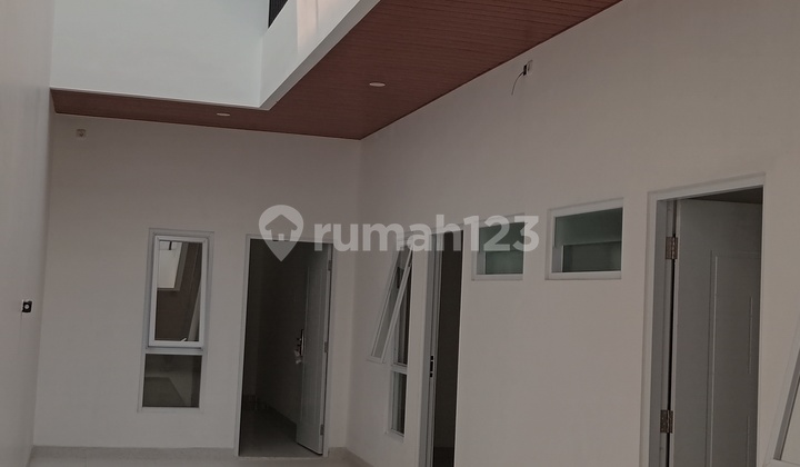Rumah Kost 2 Lantai Baru di Koja Jakarta