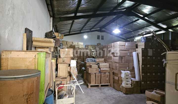 Gudang 2 Lantai Luas 450 M2 di Bizpark Pulo Gadung Gudang 2 Lantai Luas 450 M2 di Bizpark Pulo Gadung