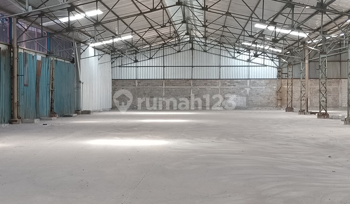 Warehouse Area 1080 m in Cakung, East Jakarta Warehouse Area 1080 m in Cakung, East Jakarta