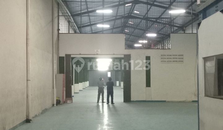 Gudang 2 Lantai Luas 1688 m di Penggilingan Jakarta Timur Gudang 2 Lantai Luas 1688 m di Penggilingan Jakarta Timur