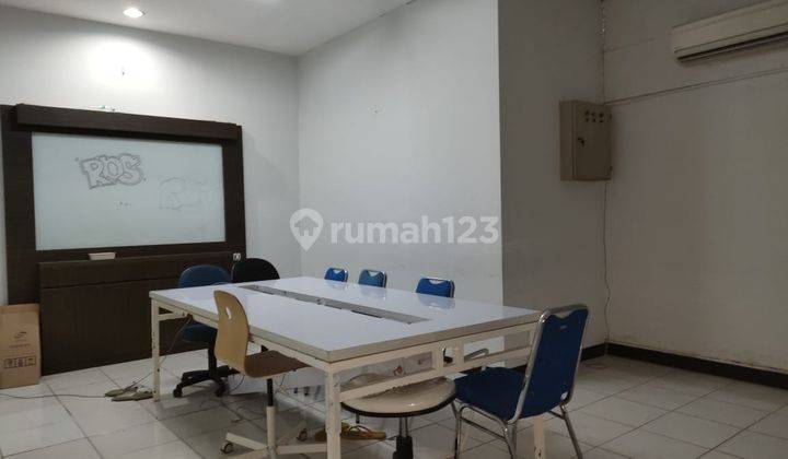 Gudang 2 Lantai Luas 612 M2 di Bizpark Pulogadung Jakarta Timur 2