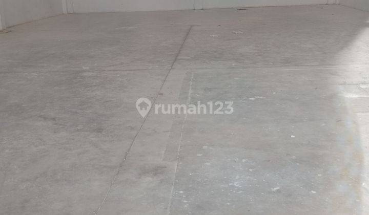 Gudang Luas 180 M2 di Central Cakung Bizpark 2