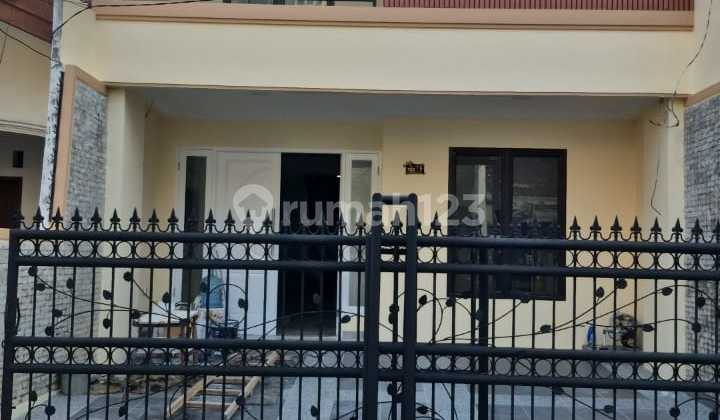 Rumah Siap huni 2 lantai Luas 120 m2 di Kelapa Gading
