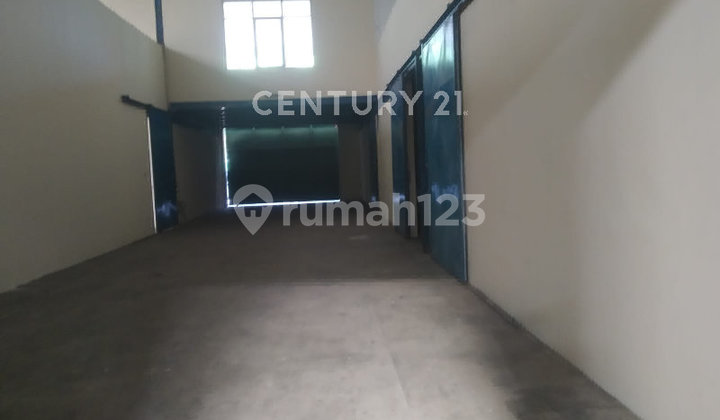 Ready-to-Use Warehouse 2535 M2 in Kranji, West Bekasi Ready-to-Use Warehouse 2535 M2 in Kranji, West Bekasi