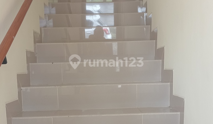 2-Storey Shop House Ready to Occupy Location Near Summaren Crown (SCG) Bekasi 2