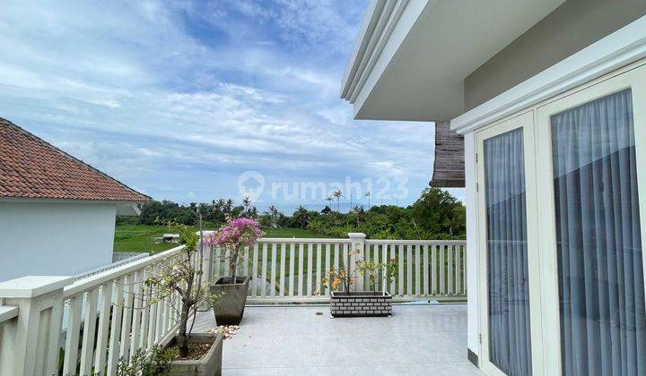 Modern Villa With Sea And Rice Field Views Located In Ketewel Gianyar. 2