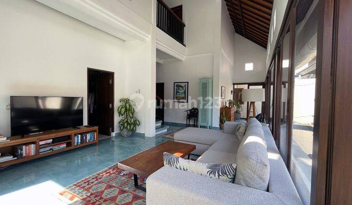 Charming Tropical Villa With Pool In Central South Denpasar 2