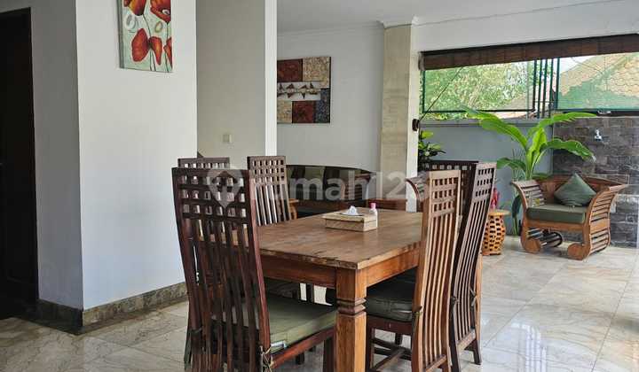 Tropical Balinese Villa In Seminyak , 7 Minutes To Double Six Beach And Shops Vila di Nakula Street Deli, Jl. Nakula Barat No. 88a, Seminyak, Kuta, Badung, Bali, Indonesia, 80361, Seminyak