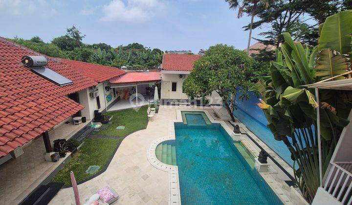 Tropical Villa In Nusa Dua , 24 Hrs Security And Only 7 Minutes To Toll Road 1