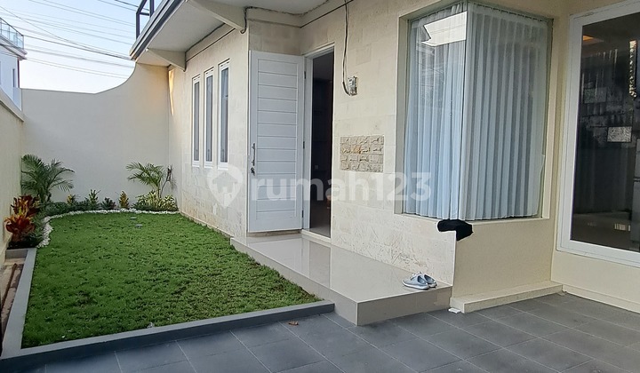 Rumah Baru Dengan Ocean View di Jalan Toya Ning, Badung