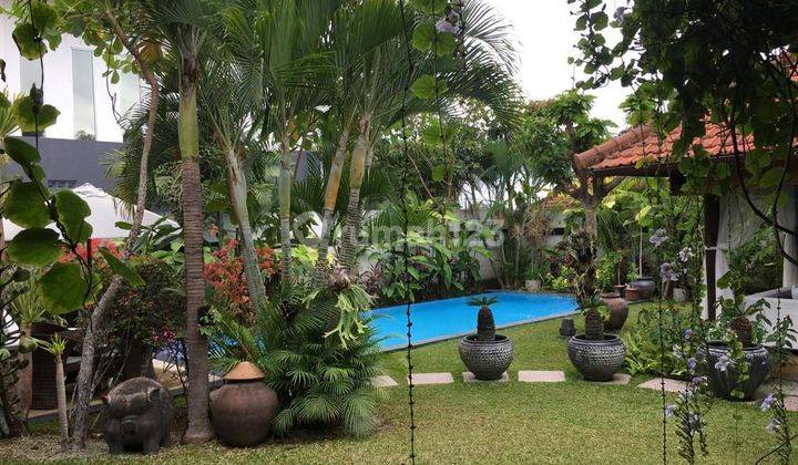 Villa 4 Bedroom With Spacious Garden At  Umalas Bumbak 2