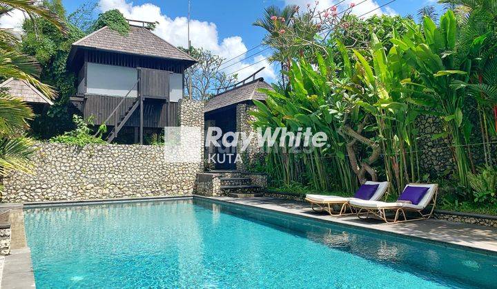 Exoctic Javanese Villa Jungle And River View In Bali 1