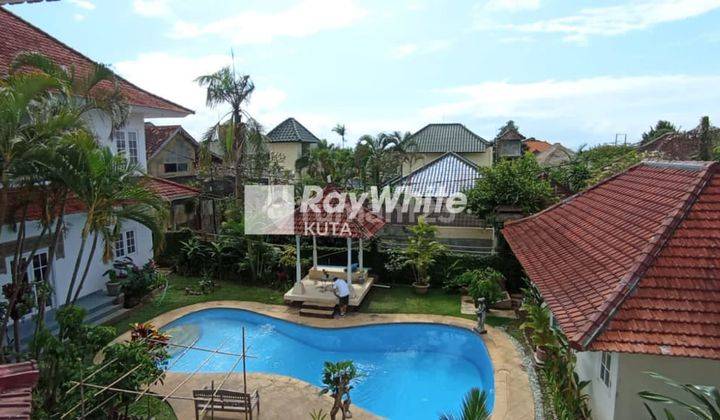 2 Unit Bangunan Villa Klasik di Padang Galak Sanur, Bali 2