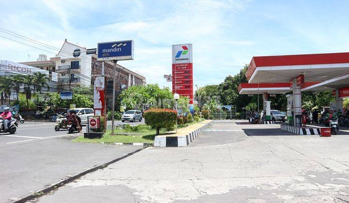 Tanah Hook Dan Pom Bensin di Jalan Utama Raya Kuta, Dekat Sunset Road, Bali 6