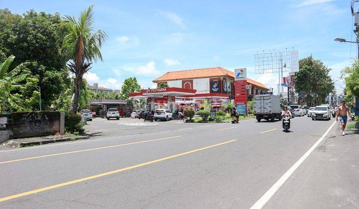 Tanah Hook Dan Pom Bensin di Jalan Utama Raya Kuta, Dekat Sunset Road, Bali 8