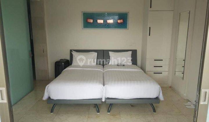 2 BR Apartment Furama Seminyak Beachfront, Bali 11