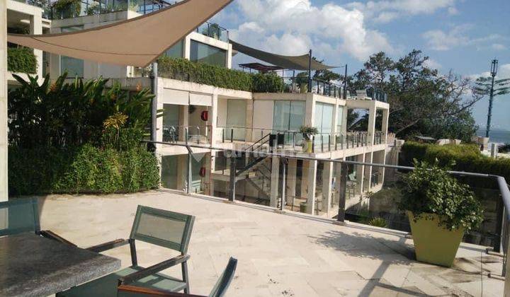2 BR Apartment Furama Seminyak Beachfront, Bali 12