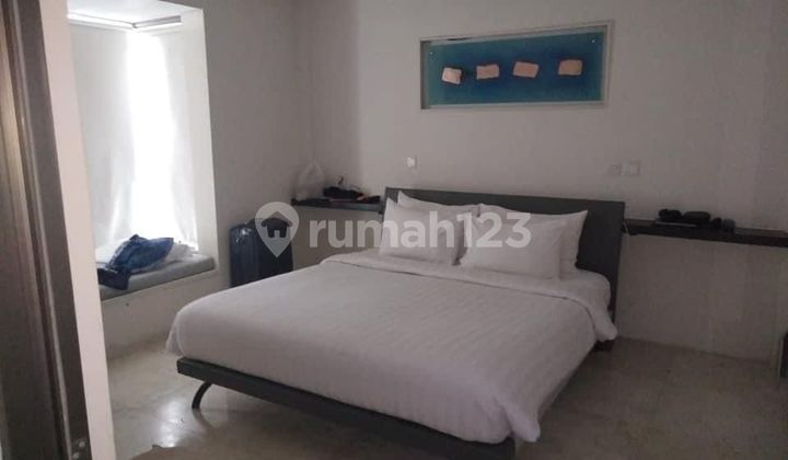 2 BR Apartment Furama Seminyak Beachfront, Bali 24
