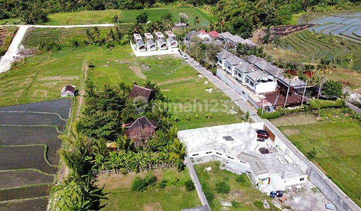 Premium land in the Jalan Pantai Nyanyi Villa Area, Tabanan, Bali  1