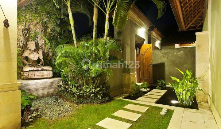 Fully Furnished Villa In The Center Of Seminyak, Bali 2