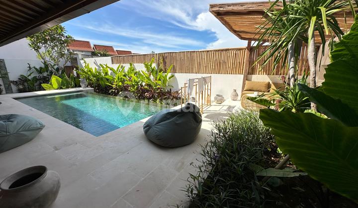 Tropical Villa For Lease In Center Of Padang-padang 2