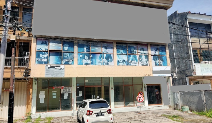 Ruko Luas 3 Lantai di Lokasi Strategis Jalan Pulau Maluku, Bali